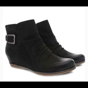 Dansko Shoes Dansko Womens Lia Low Bootie Black Boot Size